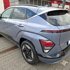 Hyundai Kona SX2_aussen_03_Links-Hinten